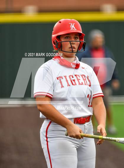 Thumbnail 2 in Katy vs Clear Springs (UIL 6A Regional Semi-Final Playoff) photogallery.