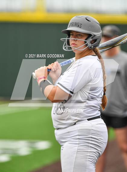 Thumbnail 2 in Katy vs Clear Springs (UIL 6A Regional Semi-Final Playoff) photogallery.