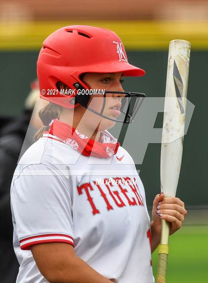 Thumbnail 3 in Katy vs Clear Springs (UIL 6A Regional Semi-Final Playoff) photogallery.