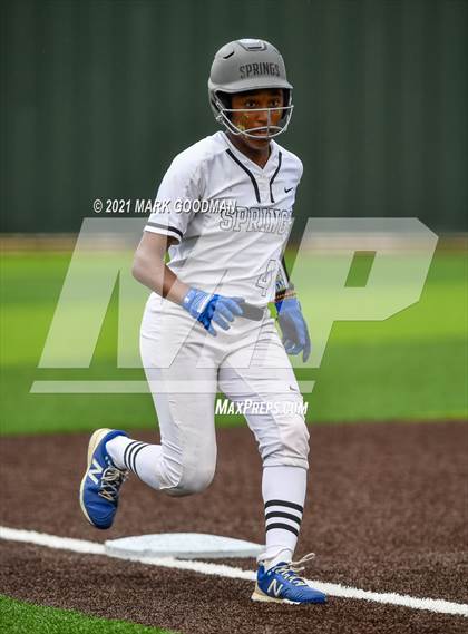 Thumbnail 2 in Katy vs Clear Springs (UIL 6A Regional Semi-Final Playoff) photogallery.