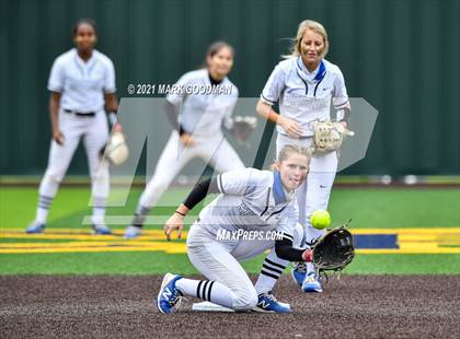 Thumbnail 1 in Katy vs Clear Springs (UIL 6A Regional Semi-Final Playoff) photogallery.
