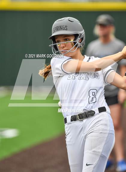 Thumbnail 3 in Katy vs Clear Springs (UIL 6A Regional Semi-Final Playoff) photogallery.