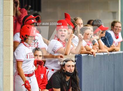 Thumbnail 3 in Katy vs Clear Springs (UIL 6A Regional Semi-Final Playoff) photogallery.