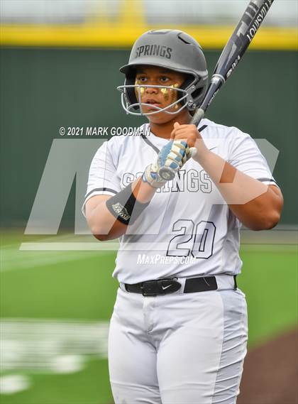 Thumbnail 1 in Katy vs Clear Springs (UIL 6A Regional Semi-Final Playoff) photogallery.
