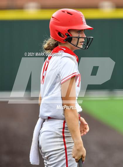 Thumbnail 3 in Katy vs Clear Springs (UIL 6A Regional Semi-Final Playoff) photogallery.