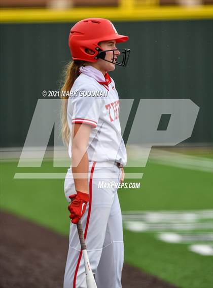Thumbnail 2 in Katy vs Clear Springs (UIL 6A Regional Semi-Final Playoff) photogallery.