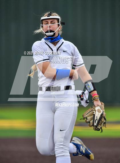 Thumbnail 3 in Katy vs Clear Springs (UIL 6A Regional Semi-Final Playoff) photogallery.