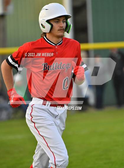 Thumbnail 3 in McCurtain @ Gore photogallery.