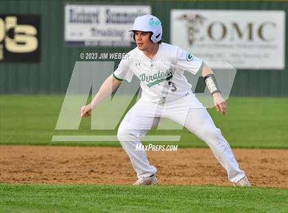 Thumbnail 3 in McCurtain @ Gore photogallery.