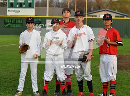 Thumbnail 3 in McCurtain @ Gore photogallery.