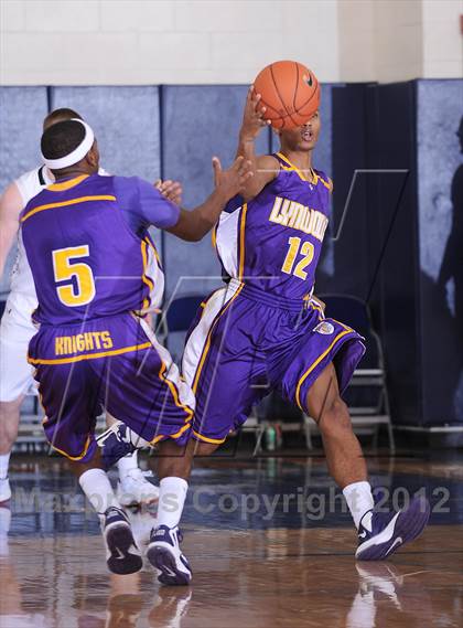 Thumbnail 3 in Lynwood vs Faith Lutheran (Tarkanian Classic) photogallery.