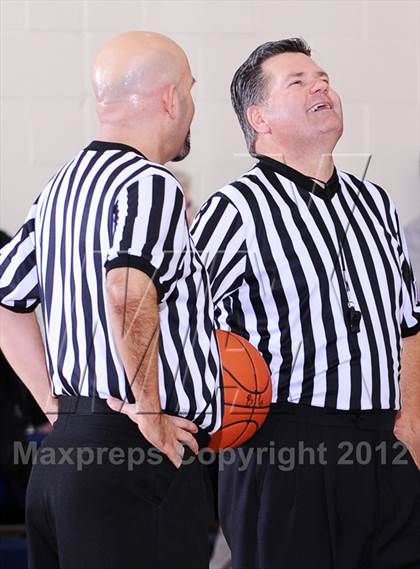 Thumbnail 2 in Lynwood vs Faith Lutheran (Tarkanian Classic) photogallery.