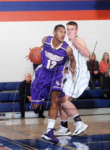 Thumbnail 2 in Lynwood vs Faith Lutheran (Tarkanian Classic) photogallery.