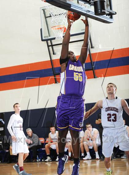 Thumbnail 1 in Lynwood vs Faith Lutheran (Tarkanian Classic) photogallery.
