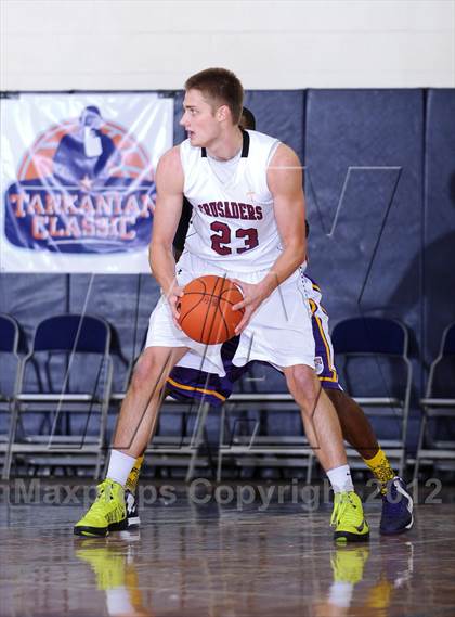 Thumbnail 3 in Lynwood vs Faith Lutheran (Tarkanian Classic) photogallery.