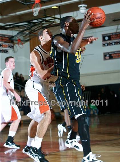 Thumbnail 1 in Uniondale vs White Plains (Harry Jefferson Holiday Showcase) photogallery.