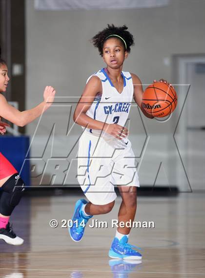 Thumbnail 3 in Yates vs. Cypress Creek (McDonald's Texas Invitational) photogallery.