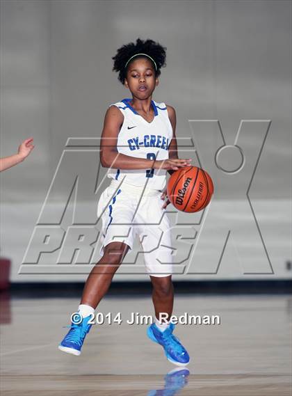 Thumbnail 1 in Yates vs. Cypress Creek (McDonald's Texas Invitational) photogallery.
