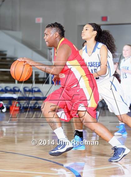 Thumbnail 1 in Yates vs. Cypress Creek (McDonald's Texas Invitational) photogallery.