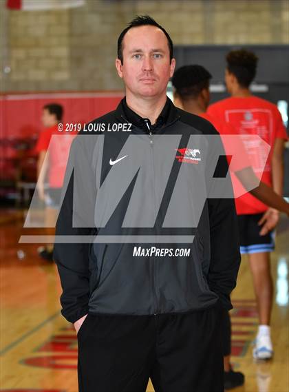 Thumbnail 2 in Rancho Verde vs. Villa Park (Nike Extravaganza) photogallery.