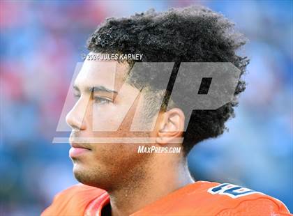 Thumbnail 3 in Orange Lutheran @ Bishop Gorman photogallery.