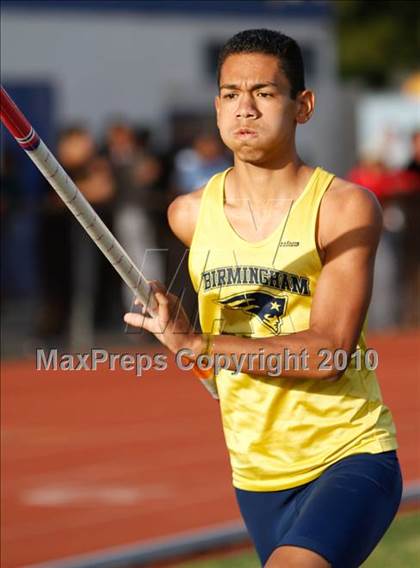 Thumbnail 2 in CIF LACS Matsers Championships (Boys Pole Vault) photogallery.