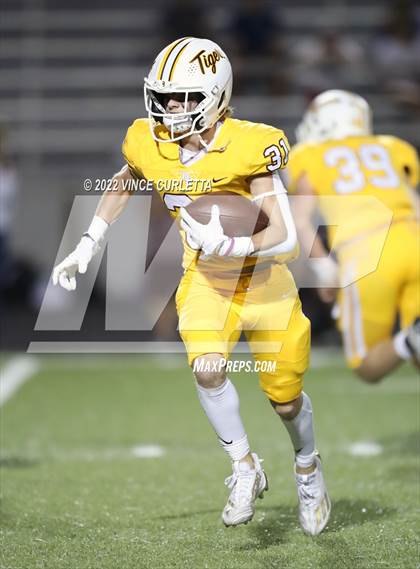 Thumbnail 2 in Dripping Springs @ Akins photogallery.