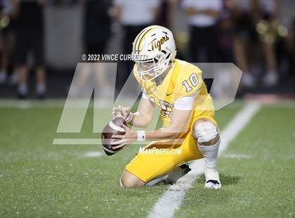 Thumbnail 2 in Dripping Springs @ Akins photogallery.