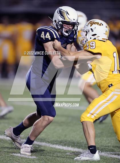 Thumbnail 3 in Dripping Springs @ Akins photogallery.
