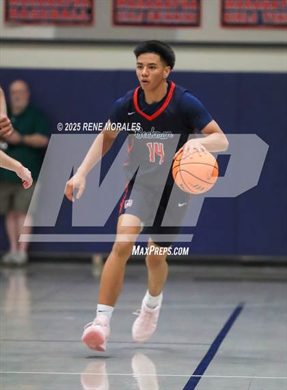 Thumbnail 3 in Beckman vs Maranatha (CIF SS Div 3AA Rnd 2 Playoff) photogallery.