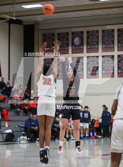 Thumbnail 1 in Beckman vs Maranatha (CIF SS Div 3AA Rnd 2 Playoff) photogallery.