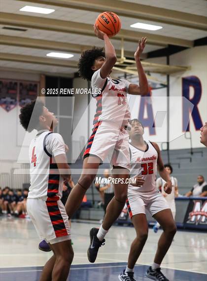 Thumbnail 3 in Beckman vs Maranatha (CIF SS Div 3AA Rnd 2 Playoff) photogallery.