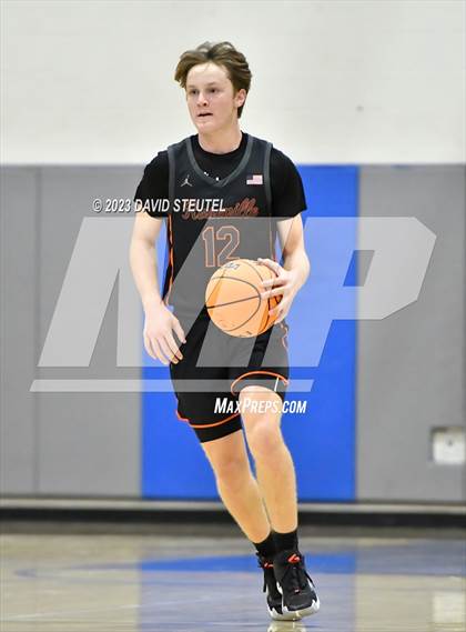 Thumbnail 2 in Roseville vs. Wood (Les Curry Invitational) photogallery.