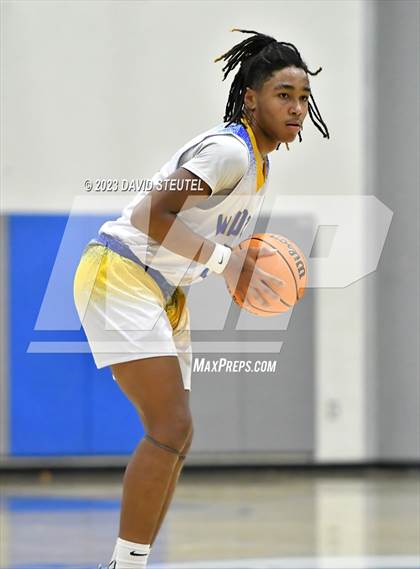 Thumbnail 2 in Roseville vs. Wood (Les Curry Invitational) photogallery.