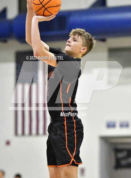 Thumbnail 3 in Roseville vs. Wood (Les Curry Invitational) photogallery.