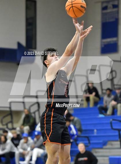 Thumbnail 3 in Roseville vs. Wood (Les Curry Invitational) photogallery.