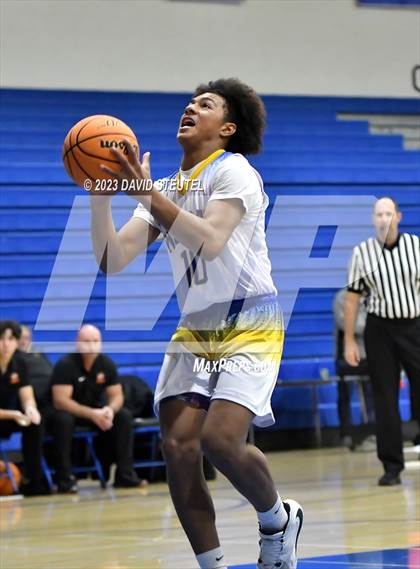Thumbnail 3 in Roseville vs. Wood (Les Curry Invitational) photogallery.