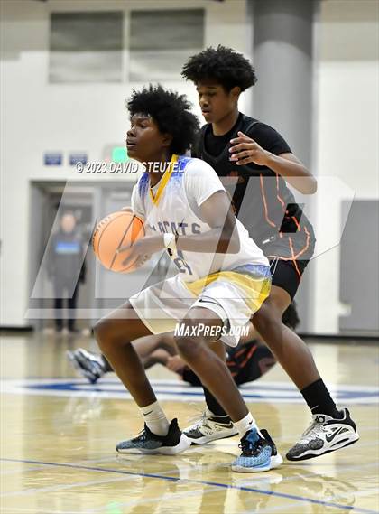 Thumbnail 1 in Roseville vs. Wood (Les Curry Invitational) photogallery.