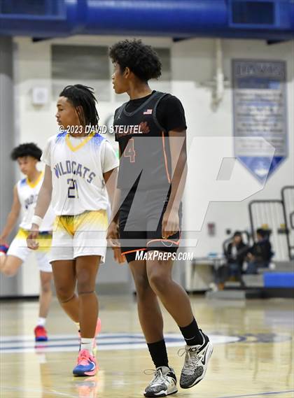 Thumbnail 1 in Roseville vs. Wood (Les Curry Invitational) photogallery.