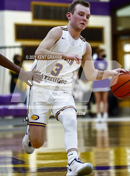 Thumbnail 3 in Noblesville @ Guerin Catholic photogallery.