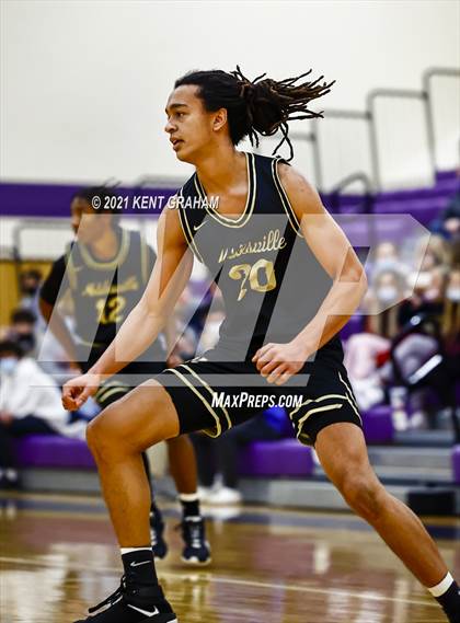 Thumbnail 2 in Noblesville @ Guerin Catholic photogallery.