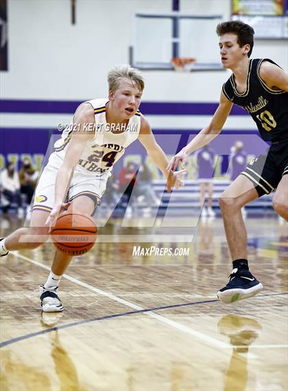 Thumbnail 3 in Noblesville @ Guerin Catholic photogallery.