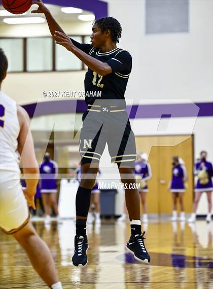 Thumbnail 2 in Noblesville @ Guerin Catholic photogallery.