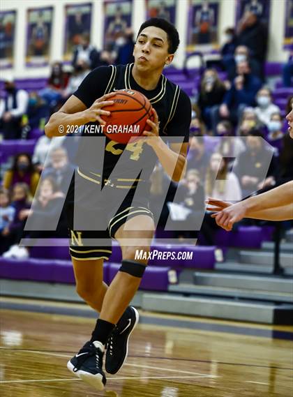 Thumbnail 3 in Noblesville @ Guerin Catholic photogallery.