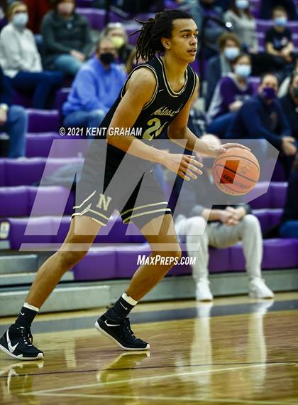 Thumbnail 3 in Noblesville @ Guerin Catholic photogallery.