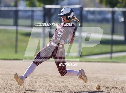 Thumbnail 3 in Arvada West vs Horizon (CHSAA 5A Sweet 16) photogallery.