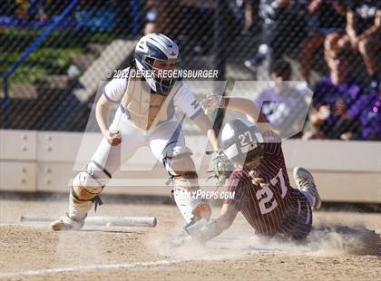 Thumbnail 2 in Arvada West vs Horizon (CHSAA 5A Sweet 16) photogallery.