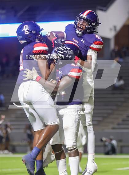 Thumbnail 2 in Heights @ Cypress Springs photogallery.