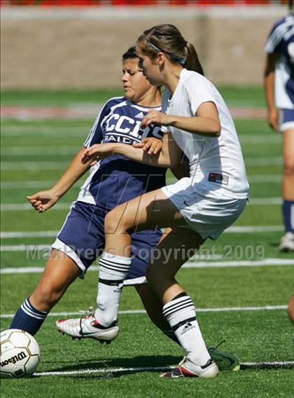 Thumbnail 2 in Central Catholic vs. Ripon (CIF SJS D5 Final) photogallery.