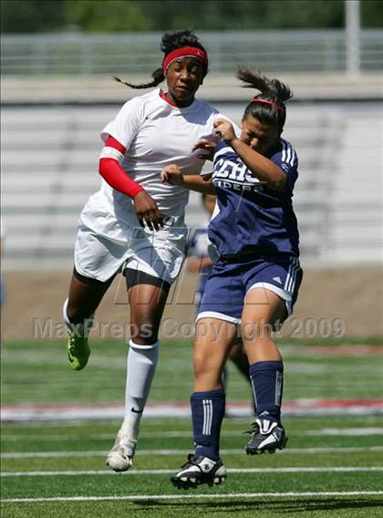Thumbnail 2 in Central Catholic vs. Ripon (CIF SJS D5 Final) photogallery.